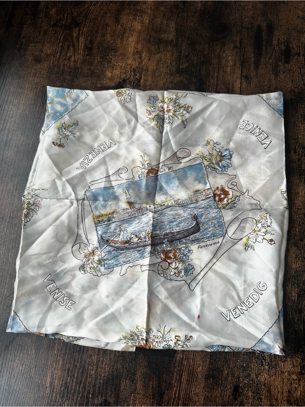 Vintage Venice Scenic Souvenir Scarf - White and Blue